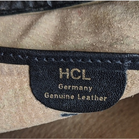 HCL Crossbody Bag - Picture 8 of 8